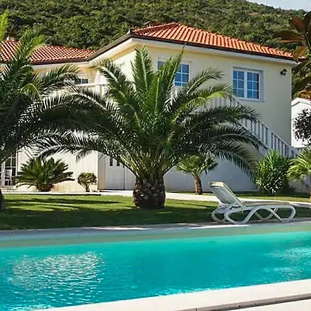 Daire Beautiful In With Wifi Trpanj