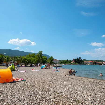 Beautiful In With Wifi Daire Trpanj